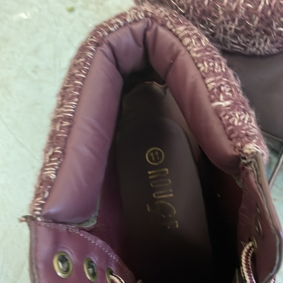 NEW 😍Burgundy Boot - Picture 3 of 5